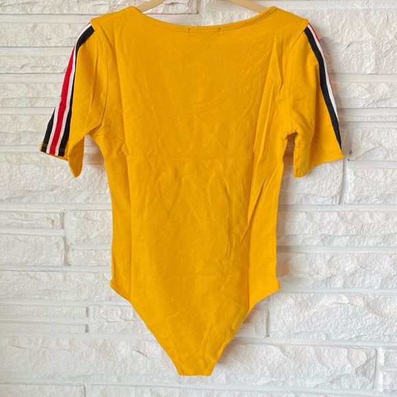 Ambiance Women’s Striped Sleeve Bodysuit in S/M/L - Picture 2 of 4